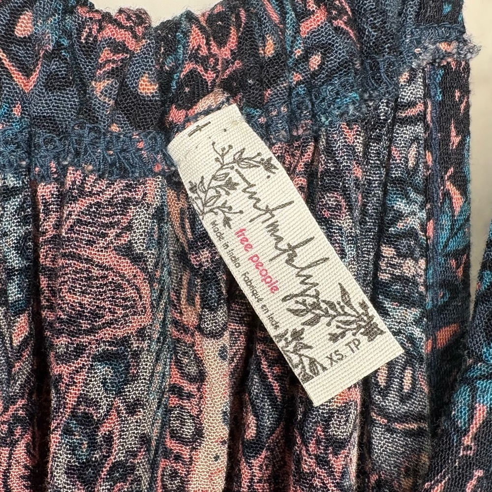 Free People Count Me In Trapeze Tunic Top black / pink combo paisley with lace - Picture 9 of 15